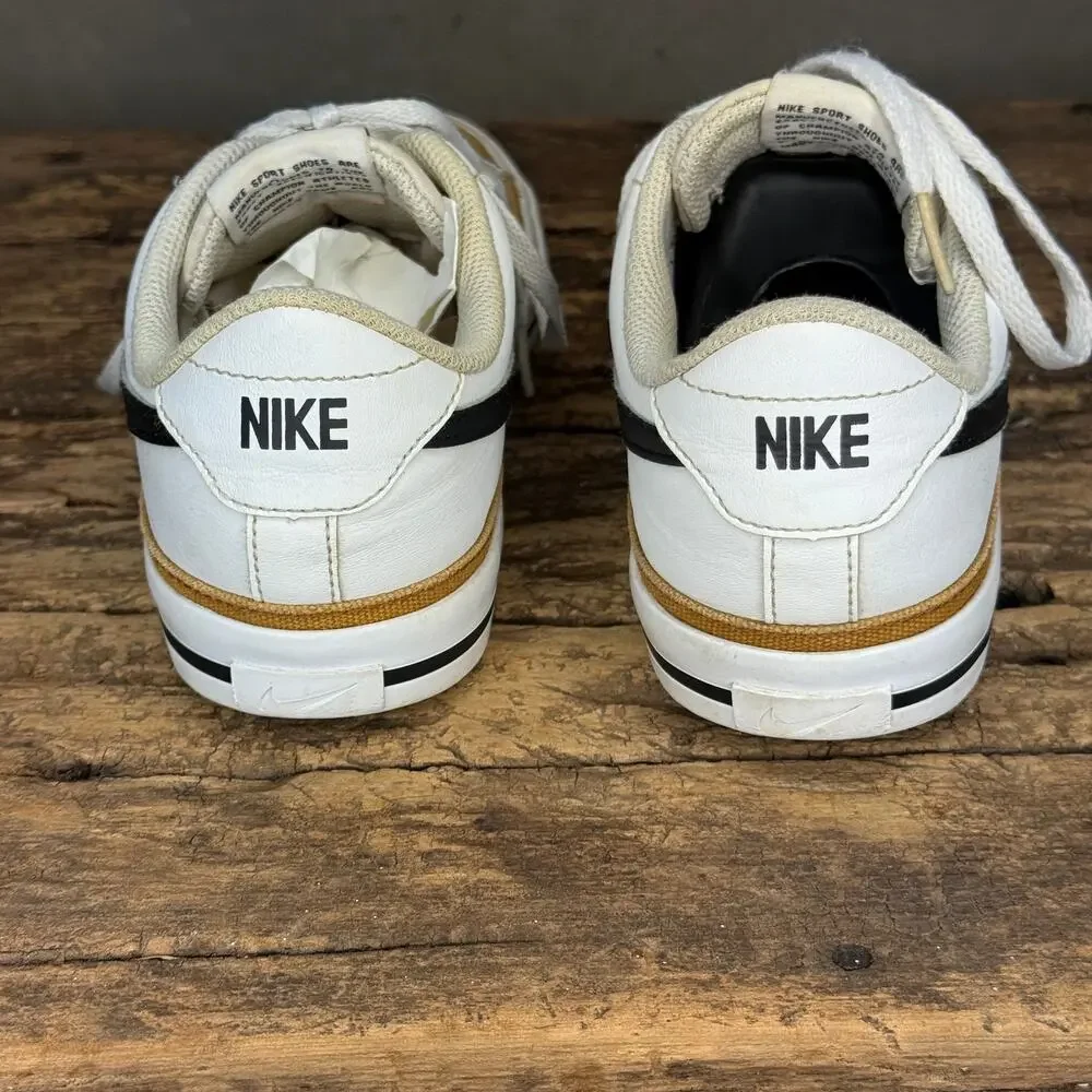 Nike Court Legacy Sz 5.5Y W US 7.5, EUC 38 White Desert Ochre Black